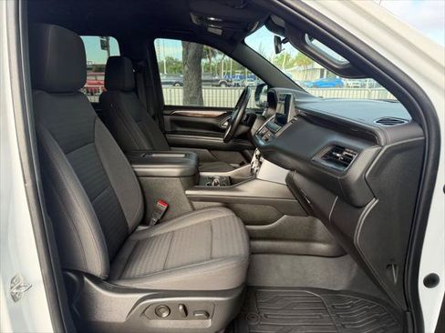 Used 2023 GMC Yukon XL SLE w/ Max Trailering Package AWD/4WD image 14