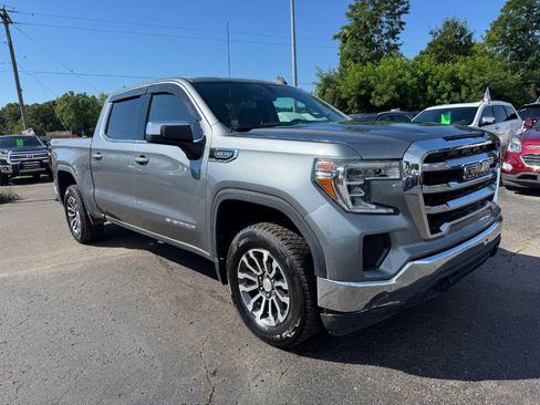 Used 2019 GMC Sierra 1500 SLE w/ X31 Off-Road Package AWD/4WD image 7