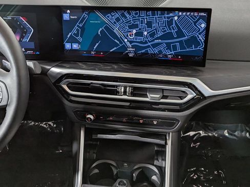 Certified 2023 BMW 330i xDrive 330i xDrive w/ Premium Package image 39