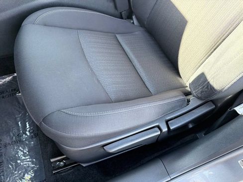 Used 2025 Nissan Altima 2.5 S FWD image 9