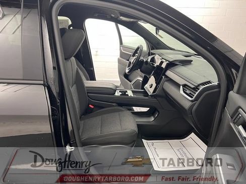 Used 2025 GMC Acadia Elevation FWD image 42