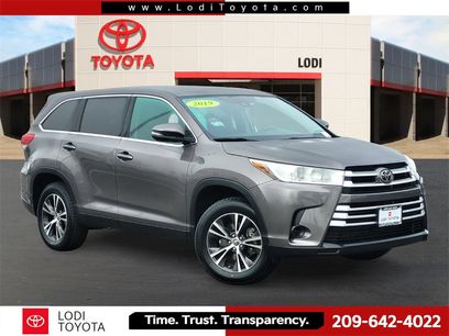 Used 2019 Toyota Highlander LE