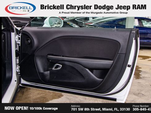 Used 2017 Dodge Challenger SXT image 10