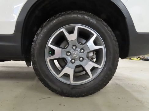 Certified 2023 Honda Passport TrailSport image 9