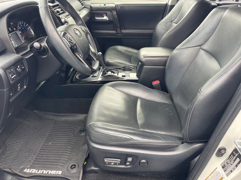 Used 2019 Toyota 4Runner Limited image 10