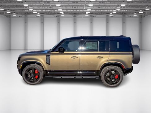 New 2025 Land Rover Defender 110 X image 2