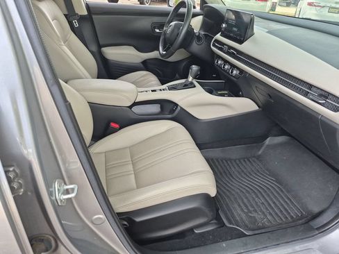Used 2024 Honda HR-V EX-L image 32
