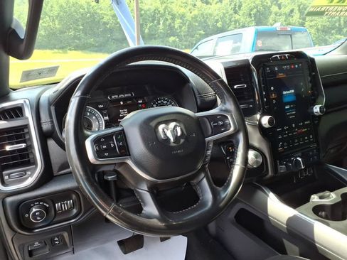 Used 2022 RAM 1500 Laramie AWD/4WD image 11