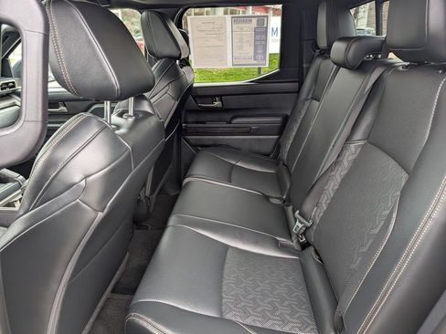 Used 2024 Toyota Tacoma Limited w/ Limited Package (LT) image 20