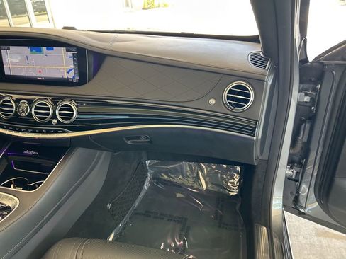 Used 2019 Mercedes-Benz S 63 AMG S 4MATIC Sedan image 28