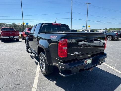 Used 2021 Chevrolet Colorado Z71 w/ Safety Package AWD/4WD image 8