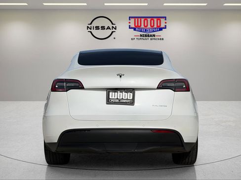 Used 2020 Tesla Model Y Performance image 4