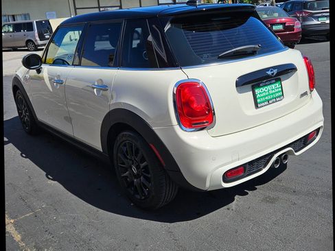 Used 2015 MINI Cooper S image 5