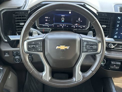 Used 2023 Chevrolet Silverado 1500 LTZ image 19