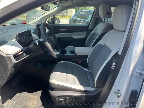 Used 2024 Honda Prologue EX image 7