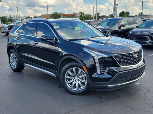 Used 2023 Cadillac XT4 Premium Luxury FWD image 33