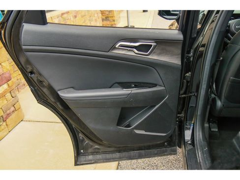 Used 2023 Kia Sportage X-Line image 16