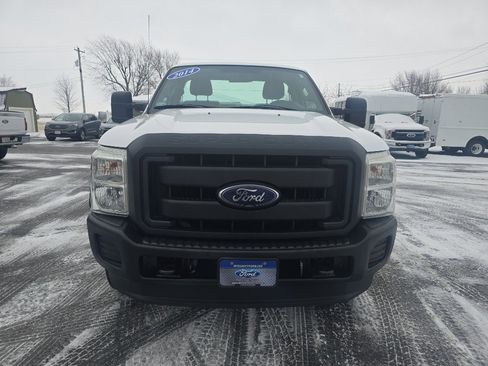 Used 2014 Ford F250 XL image 3