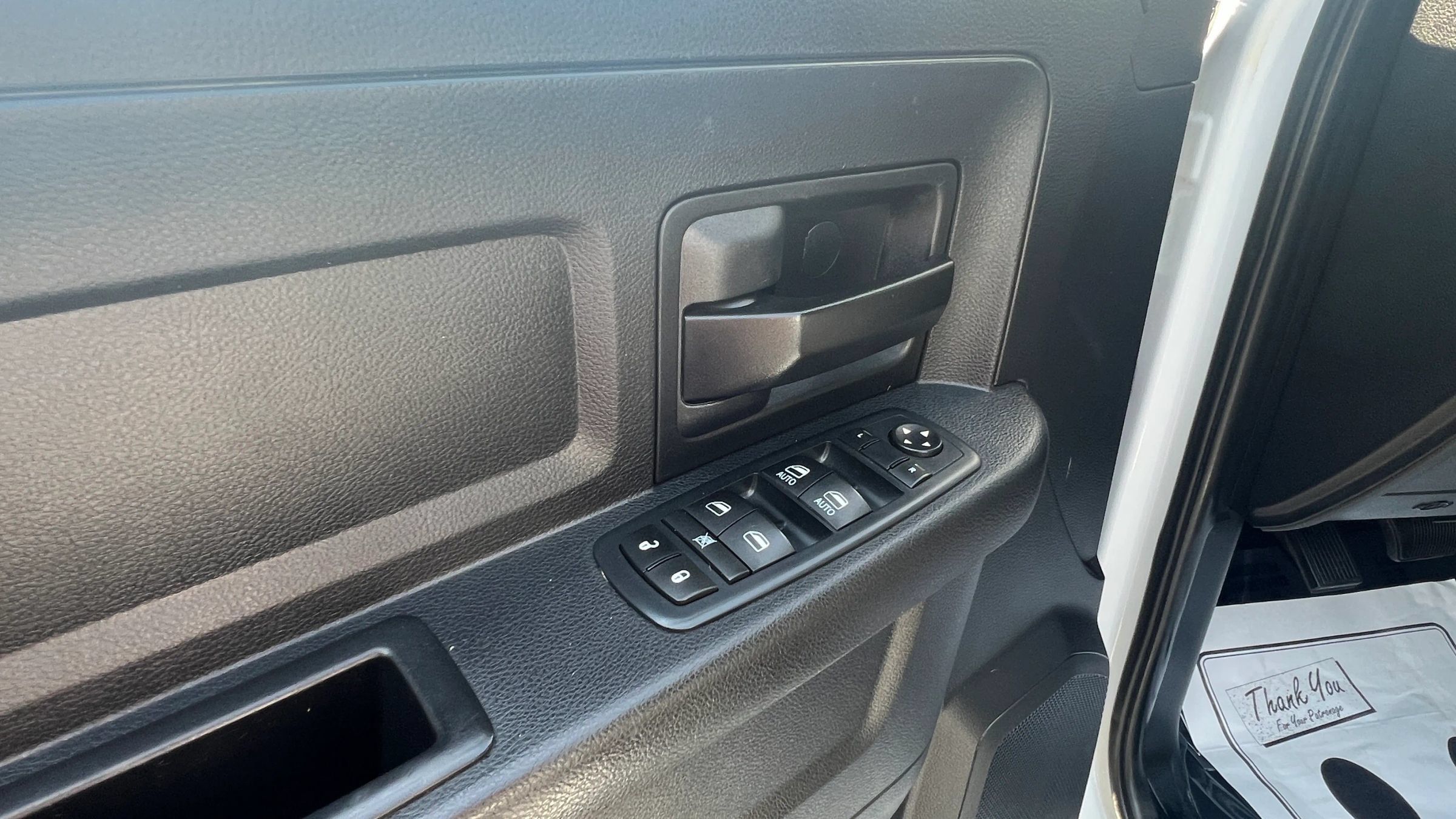 Used 2016 RAM 2500 Tradesman w/ Chrome Appearance Group AWD/4WD image 10