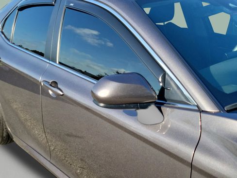 Used 2024 Toyota Camry LE FWD image 14