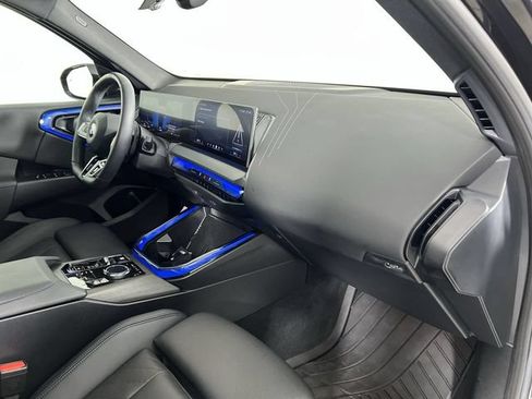 Used 2025 BMW X3 xDrive30i w/ M Sport Package AWD/4WD image 29