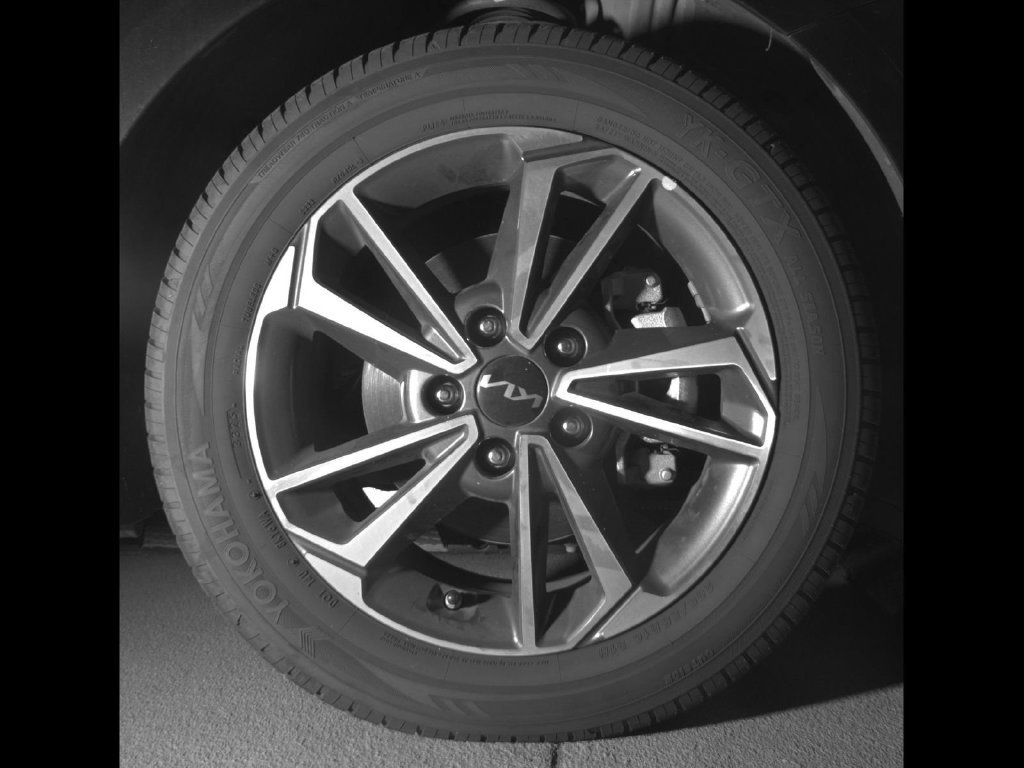 Used 2023 Kia Forte LXS w/ LXS Technology Package FWD image 9
