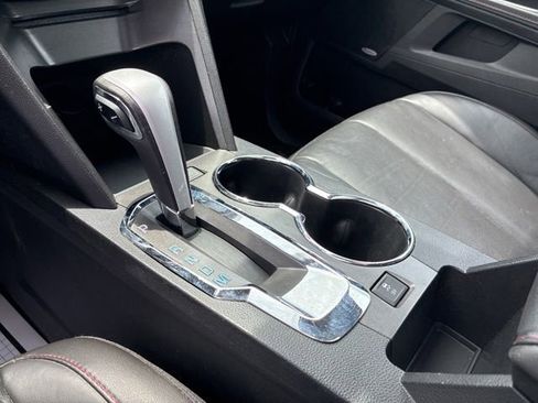 Used 2011 Chevrolet Equinox LTZ AWD/4WD image 30