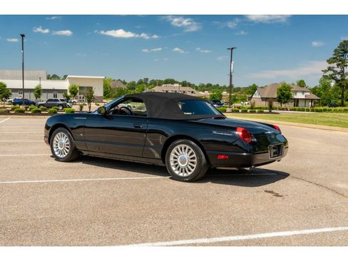 Used 2004 Ford Thunderbird RWD image 26