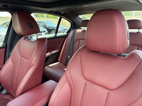 Used 2023 BMW 330i Sedan w/ Premium Package RWD image 19
