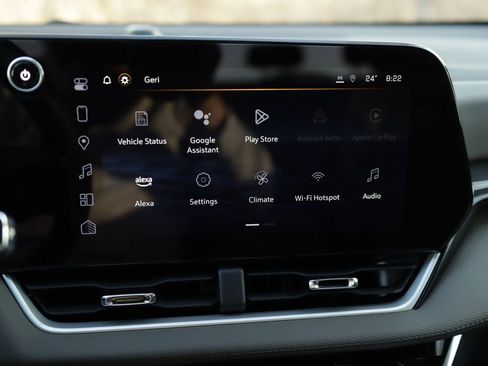 Used 2025 Chevrolet Equinox LT w/ Convenience Package II image 14