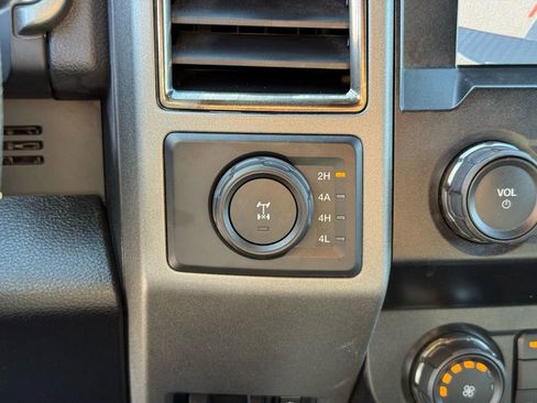 Used 2019 Ford F150 Raptor AWD/4WD image 32
