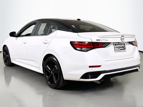 Used 2024 Nissan Sentra SR w/ SR Premium Package image 6