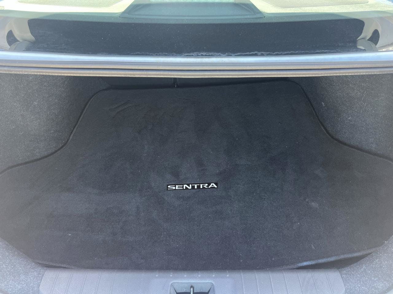 Used 2021 Nissan Sentra S FWD image 13