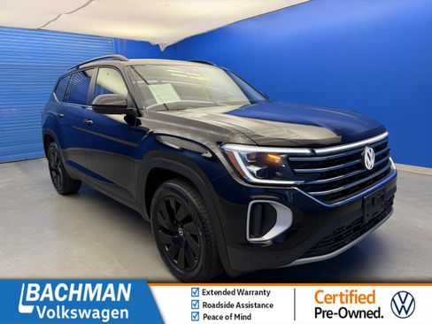 Used 2026 Volkswagen Atlas SE w/ Panoramic Sunroof Package FWD image 1