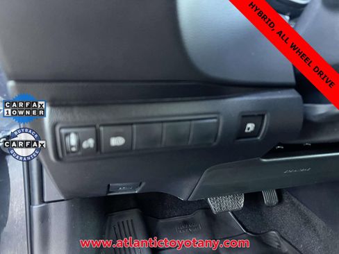 Used 2025 Toyota Corolla LE image 22
