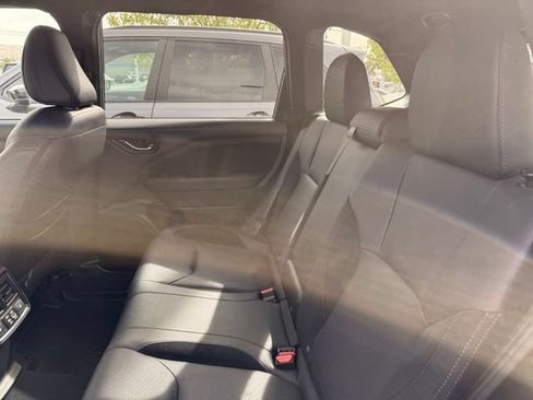 Certified 2025 Subaru Forester Touring AWD/4WD image 17