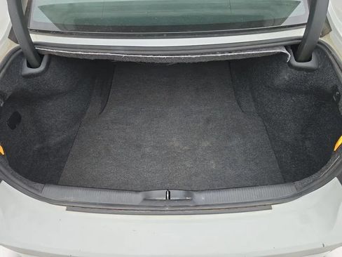 Used 2016 Dodge Charger R/T RWD image 16
