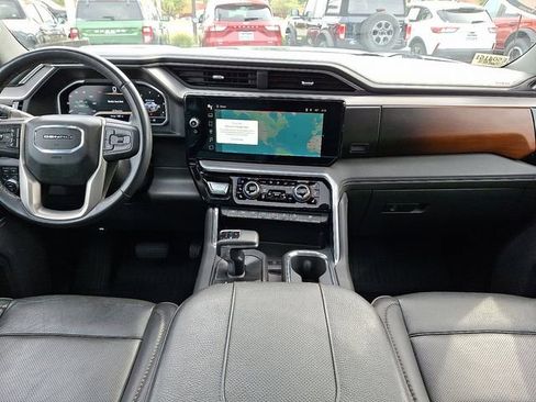 Used 2023 GMC Sierra 1500 Denali image 16