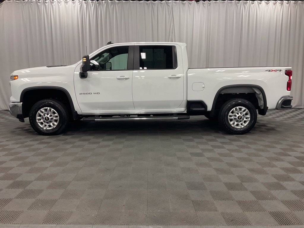 Used 2025 Chevrolet Silverado 2500 LT w/ Convenience Package AWD/4WD image 15