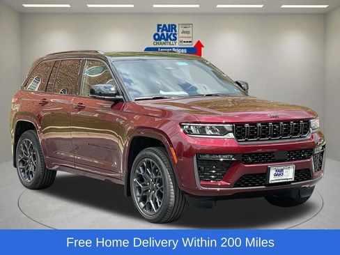 New 2026 Jeep Grand Cherokee Summit AWD/4WD image 1