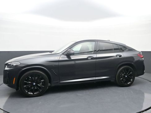 Used 2024 BMW X4 xDrive30i w/ Premium Package AWD/4WD image 4