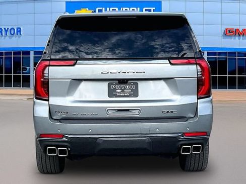 Used 2026 GMC Yukon Denali Ultimate AWD/4WD image 6