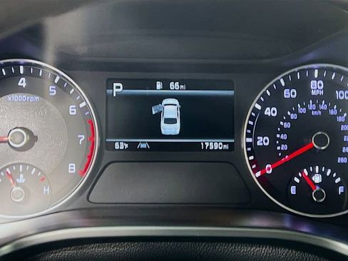 Certified 2023 Kia Forte LXS image 12