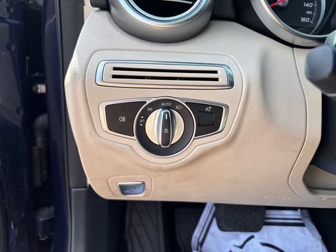 Used 2018 Mercedes-Benz C 300 Sedan image 14