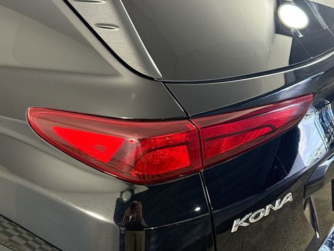 Used 2023 Hyundai Kona SE w/ Cargo Package image 36