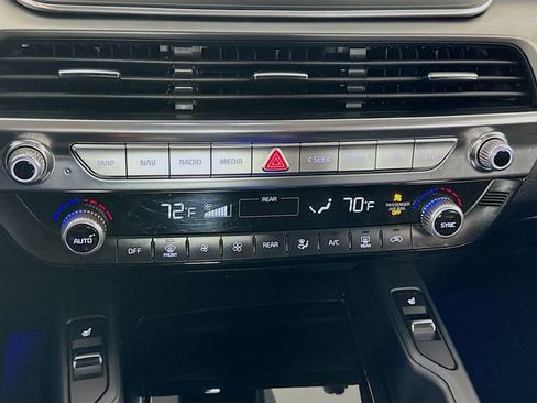 Used 2022 Kia Telluride S image 17