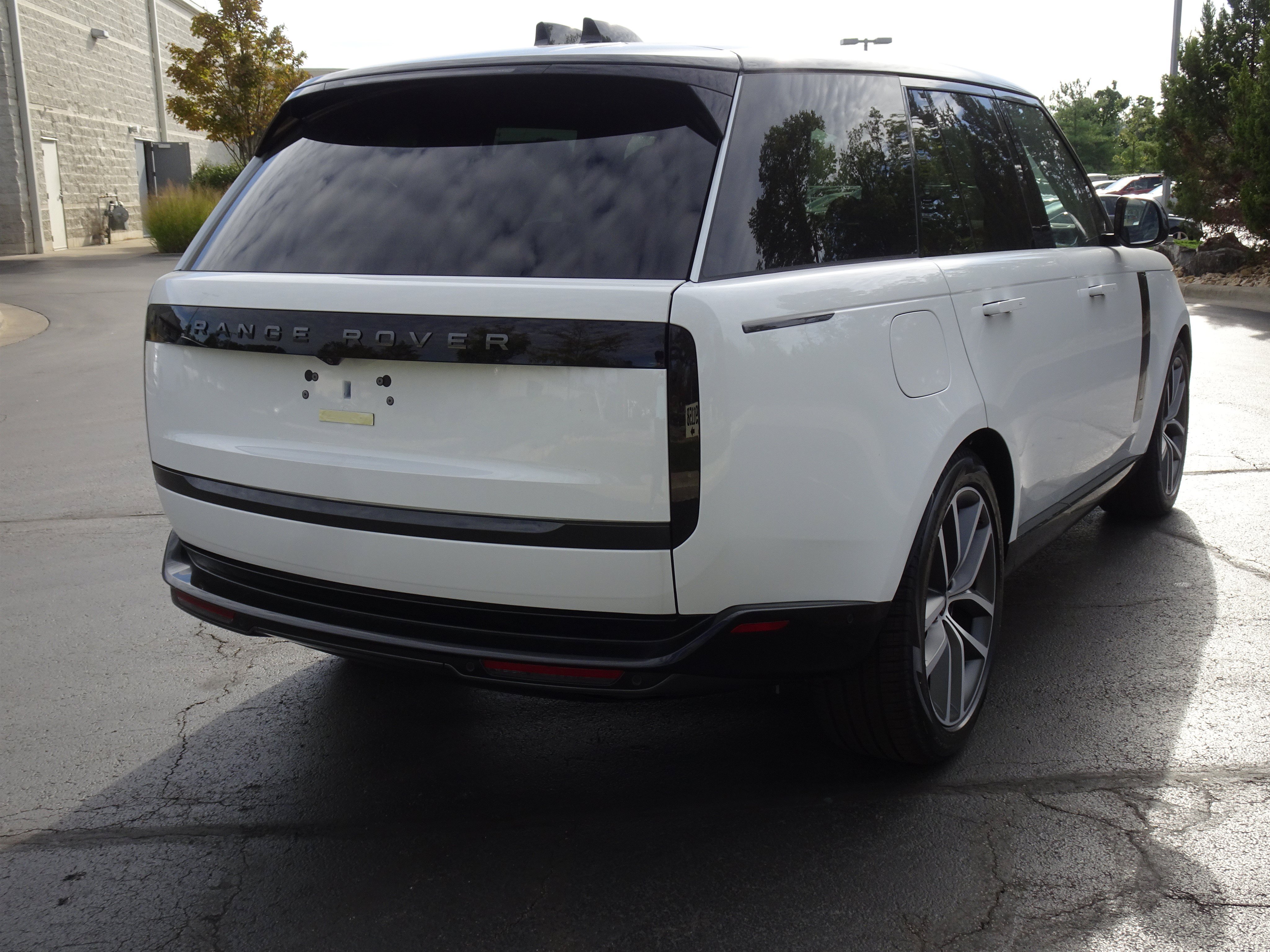 New 2027 Land Rover Range Rover SE AWD/4WD image 10