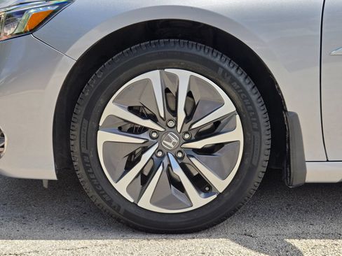 Used 2019 Honda Accord EX image 27