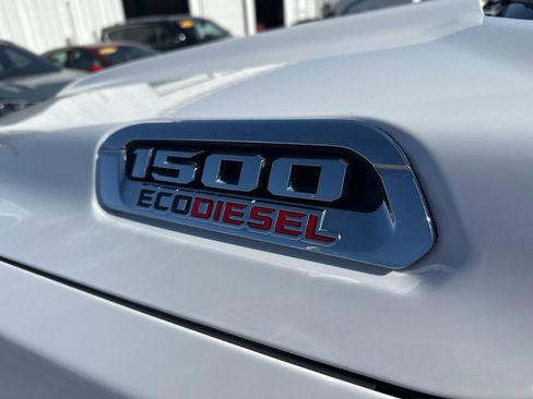 Used 2022 RAM 1500 Limited image 7