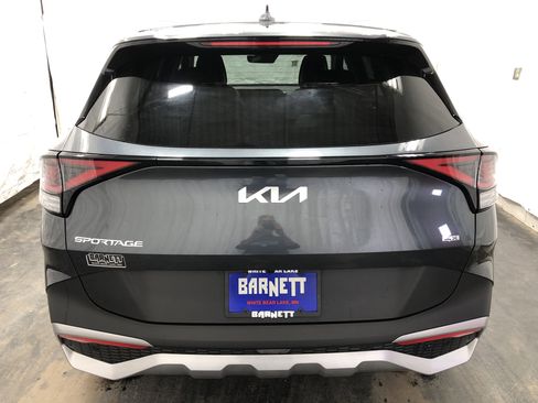 Certified 2023 Kia Sportage EX image 7